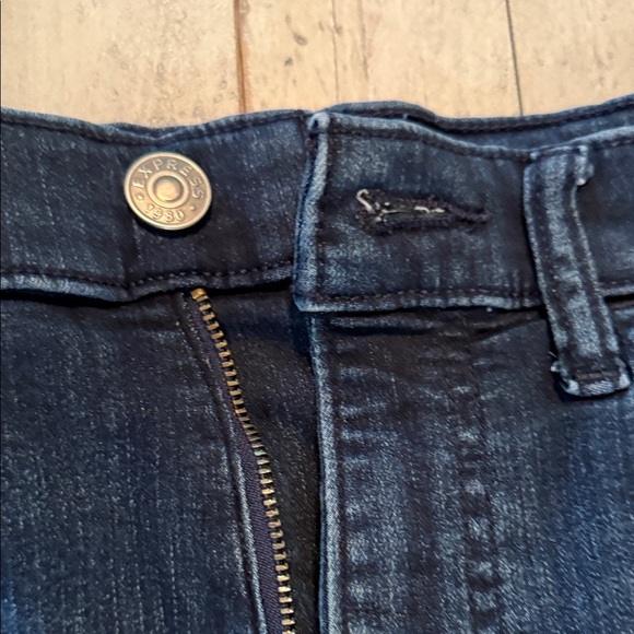 Express‎ Dark Blue Jean Shorts w/ Frayed Hem Sz 10 Coastal Cowboy Beach Vacation - Picture 4 of 10